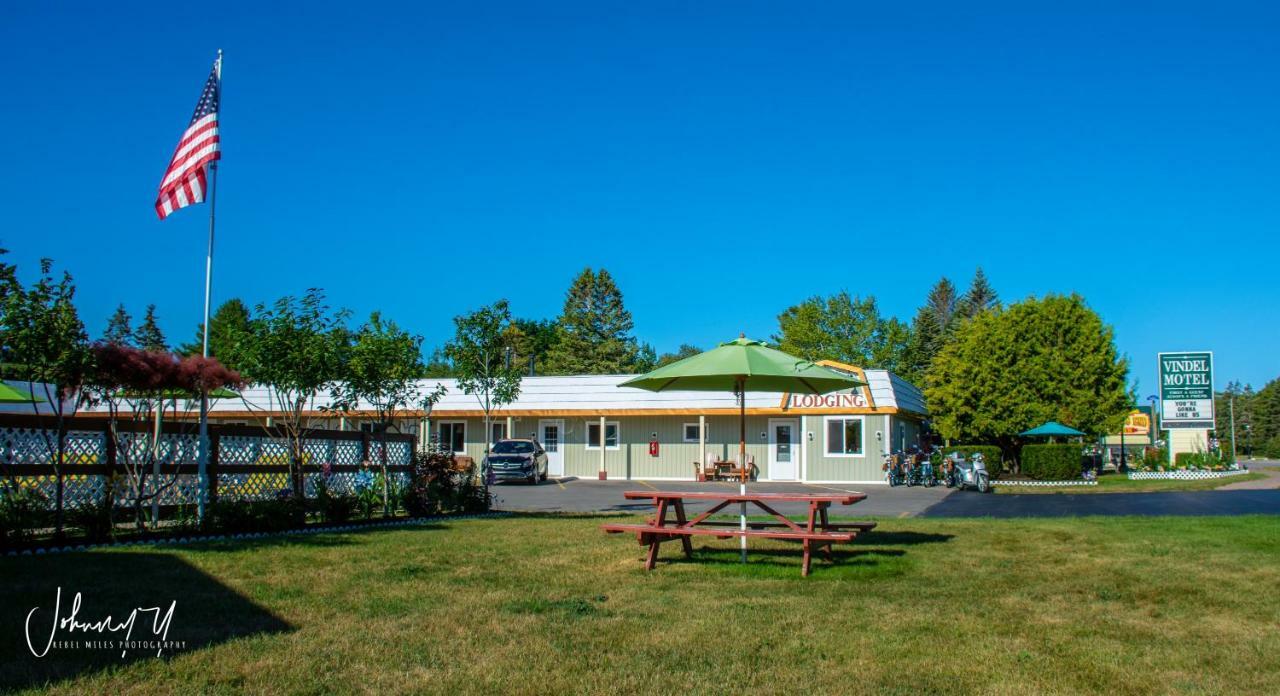 Vindel Motel Mackinaw City Exterior foto